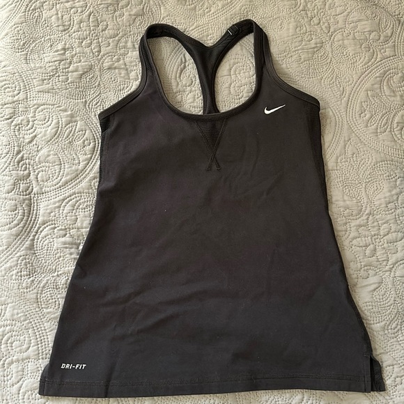 Nike workout tank - Picture 1 of 5